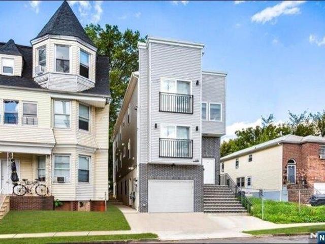 House for sale in Newark, New Jersey