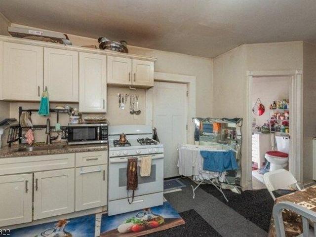 House for sale in Newark, New Jersey