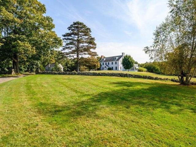 House for sale in Newtown, Connecticut