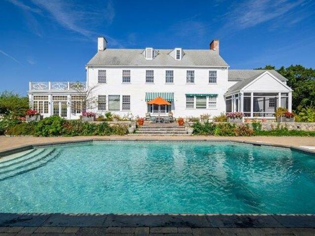 House for sale in Newtown, Connecticut
