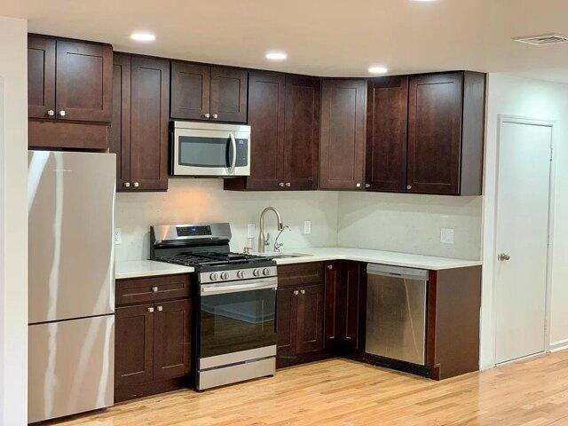 House for sale in Hudson, New Jersey