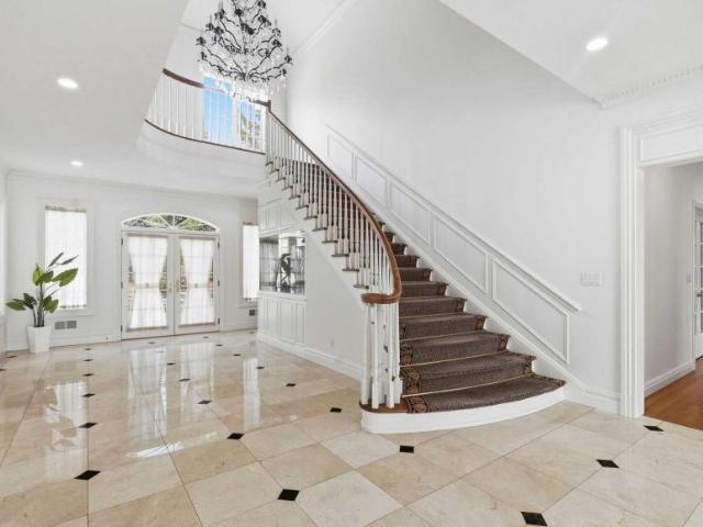 House for sale in Mamaroneck, New York