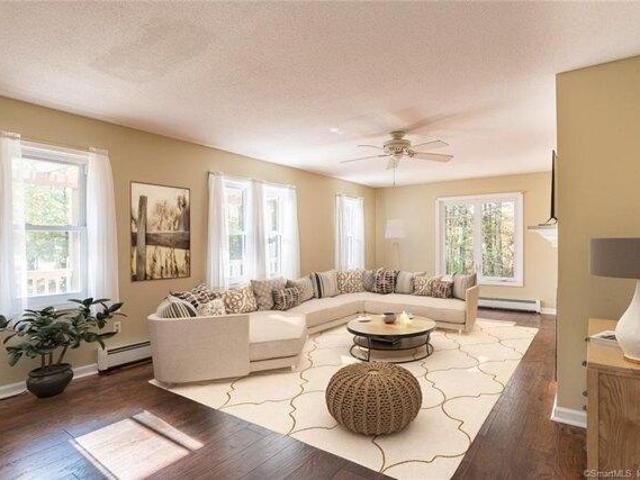 House for sale in Oxford, Connecticut