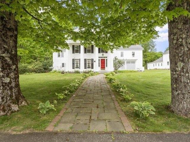 House for sale in Petersham, Massachusetts
