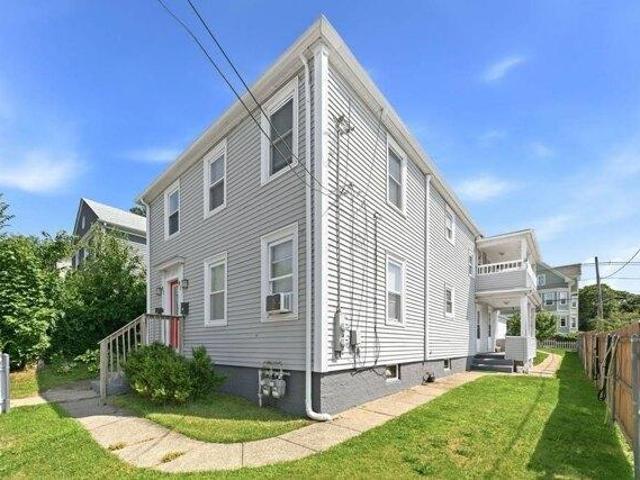 House for sale in Providence, Providence County