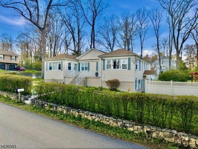 House for sale in Randolph, New Jersey