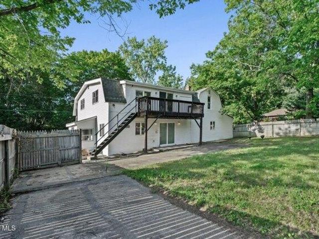 House for sale in Saratoga, New York