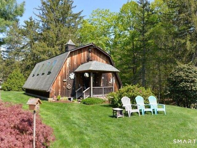 House for sale in Southbury, Connecticut