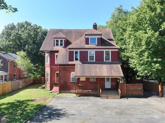 House for sale in McKnight, Springfield