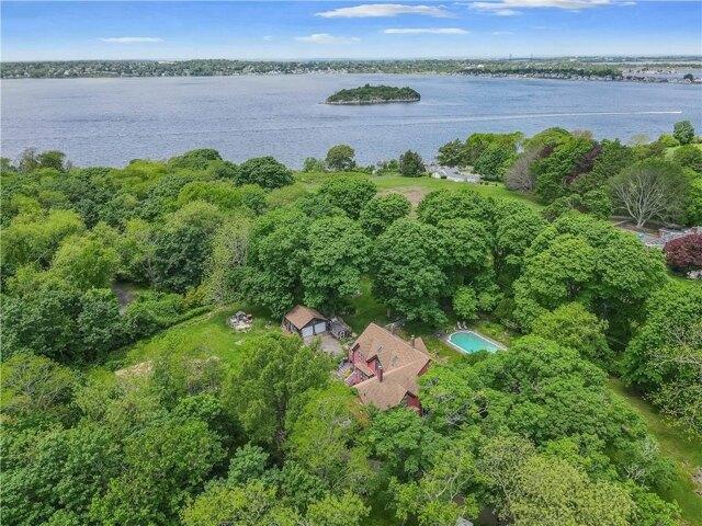 House for sale in Tiverton, Rhode Island