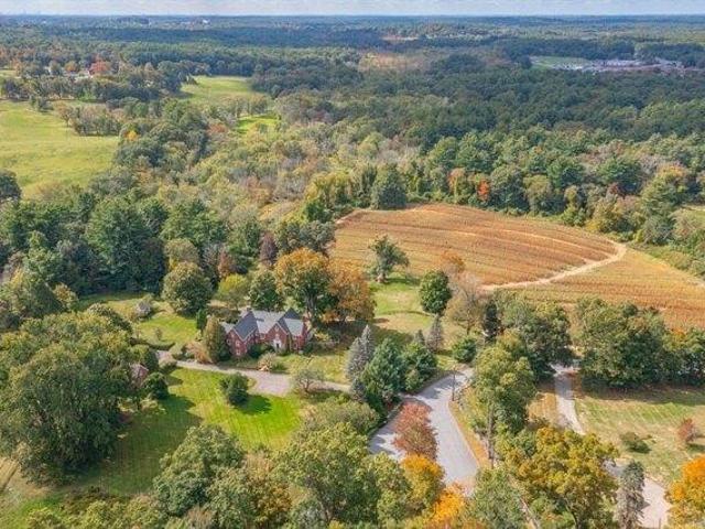 House for sale in Topsfield, Massachusetts