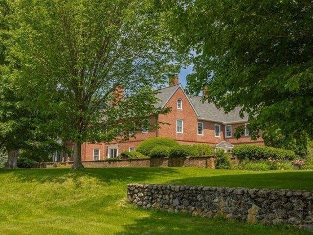 House for sale in Topsfield, Massachusetts