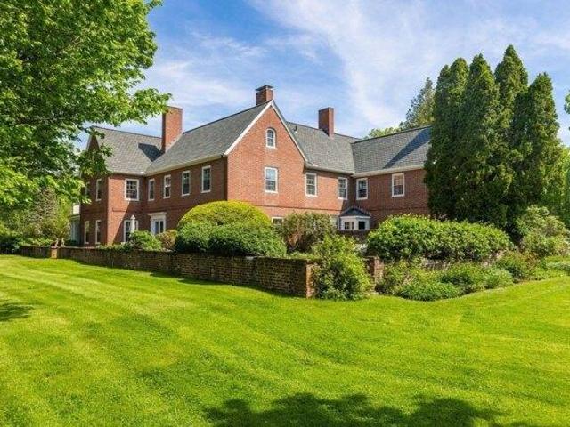 House for sale in Topsfield, Massachusetts