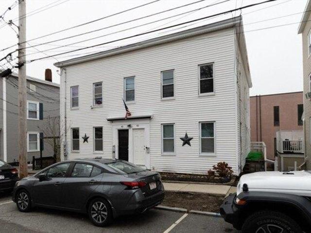 House for sale in Wakefield, Massachusetts