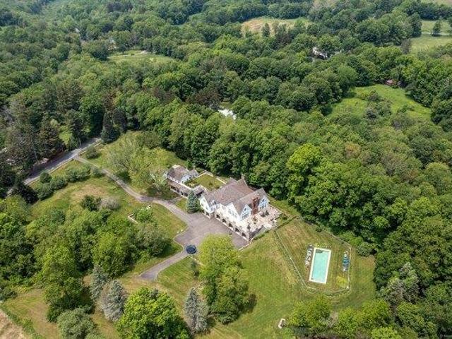 House for sale in Washington, Connecticut