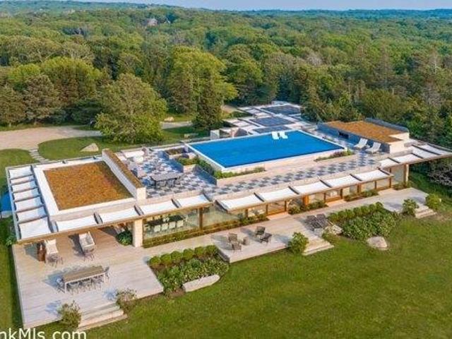 House for sale in Longview, West Tisbury