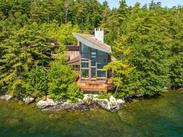 House for sale in Wolfeboro, Carroll County