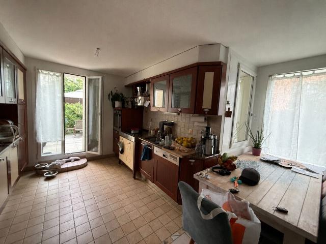 Haus kaufen in Crissier, Waadt