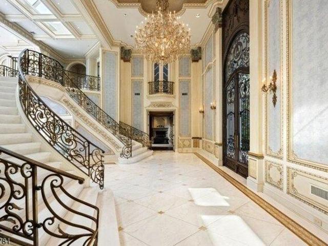 House for sale in Alpine, New Jersey
