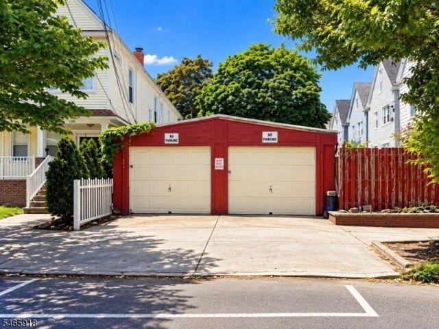 House for sale in Bayonne, Hudson County