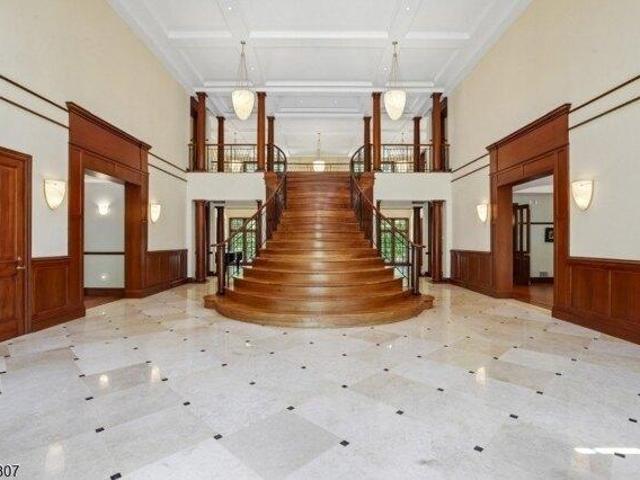 House for sale in Bernardsville, New Jersey