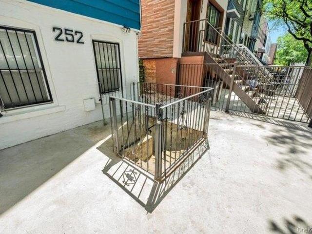 House for sale in Arverne, New York