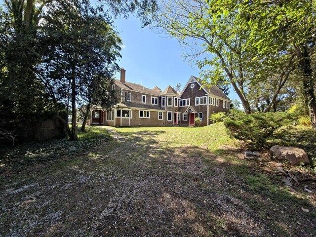 House for sale in Cataumet, Bourne