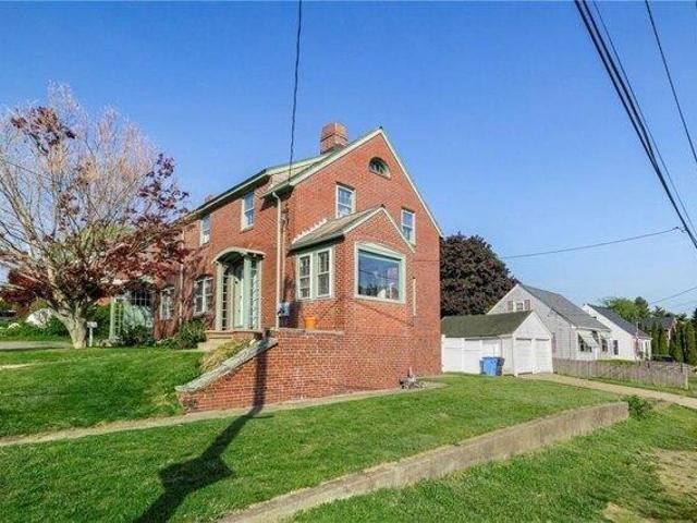 House for sale in Cumberland, Rhode Island