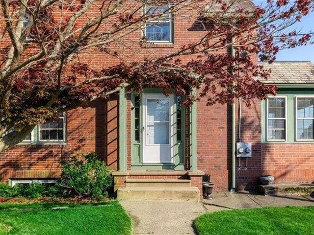 House for sale in Cumberland, Rhode Island