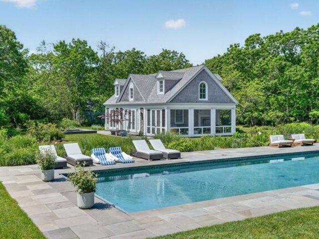 House for sale in Edgartown, Dukes County