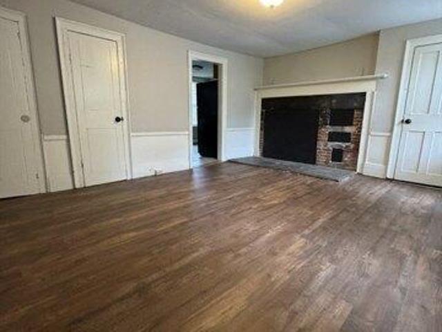 House for sale in Hadley, Massachusetts