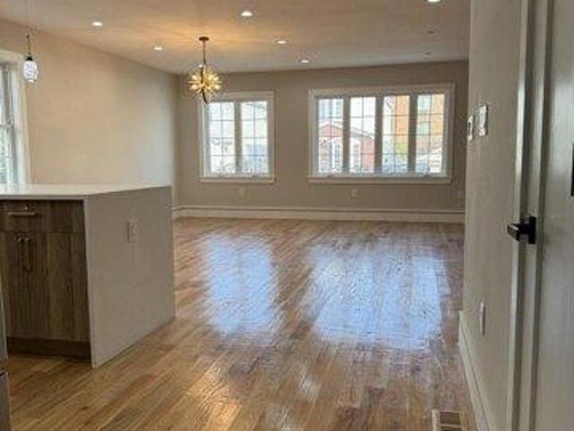 House for sale in Queens, Arverne