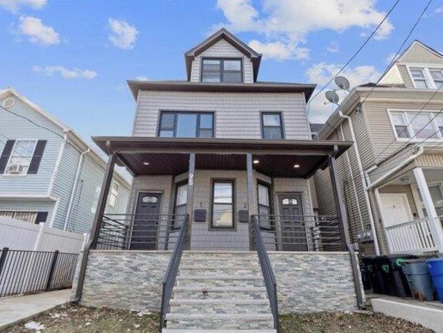 House for sale in Hudson, New Jersey