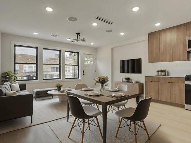 House for sale in Hudson, New Jersey