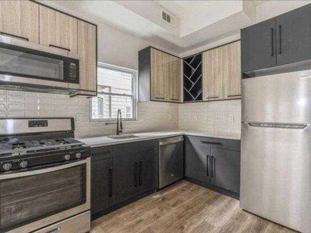 House for sale in Hudson, New Jersey