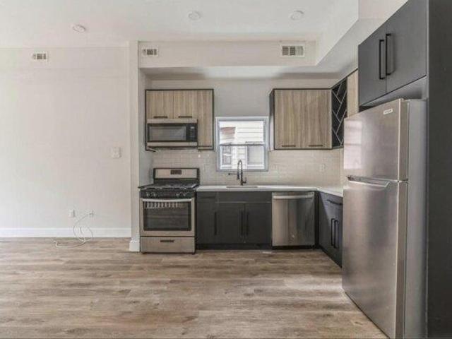 House for sale in Hudson, New Jersey