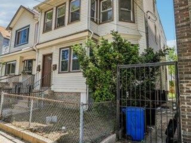 House for sale in Hudson, New Jersey
