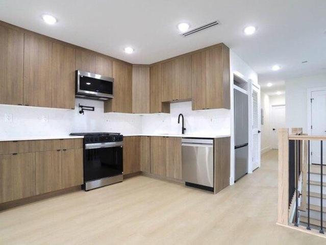 House for sale in Jersey City, Hudson County