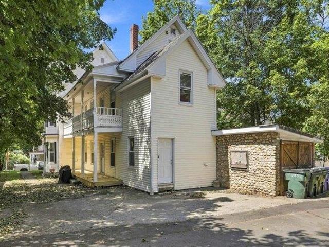 House for sale in New Hampshire
