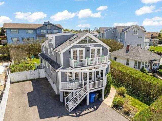 House for sale in Middletown, Rhode Island