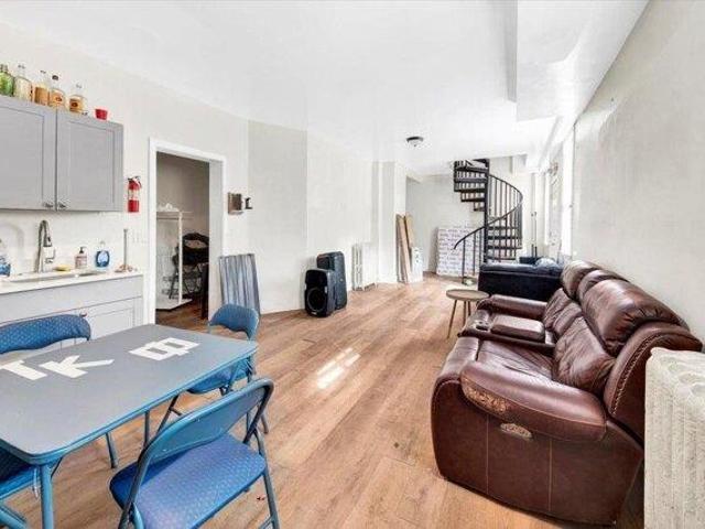 House for sale in New Rochelle, New York