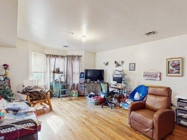 House for sale in Newark, New Jersey