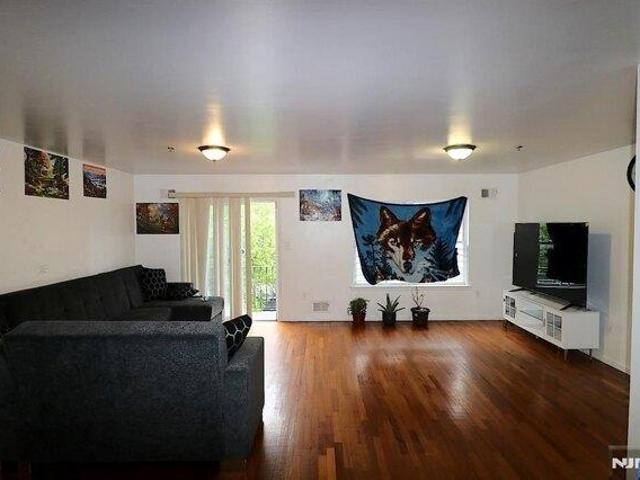 House for sale in Newark, New Jersey