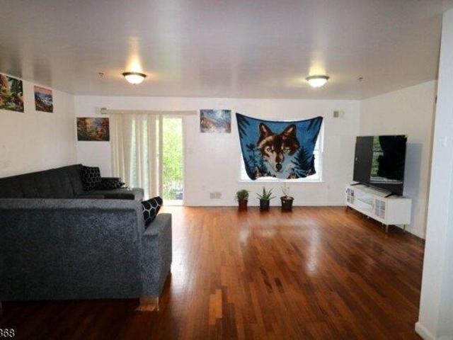House for sale in Newark, New Jersey