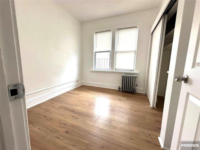House for sale in Palisades Park, New Jersey