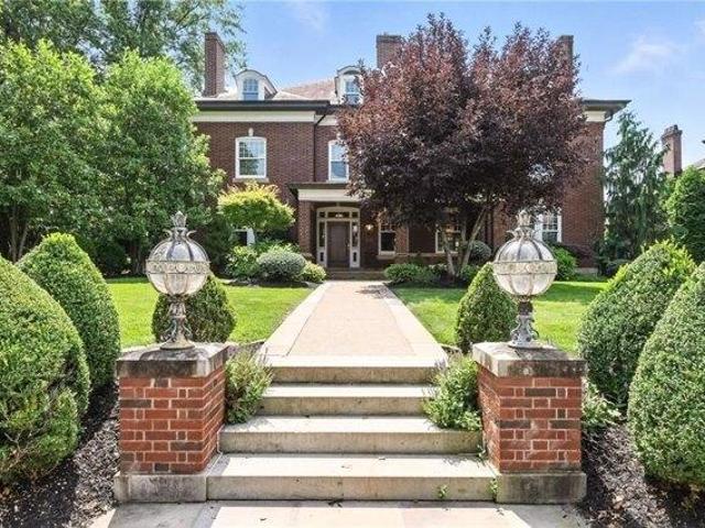 House for sale in Pittsburg, Pennsylvania