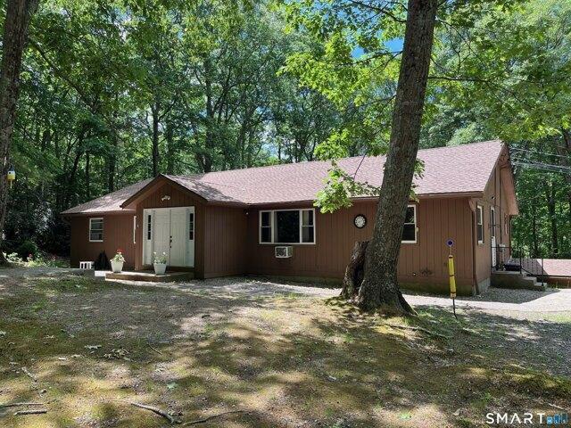 House for sale in Putnam, Connecticut