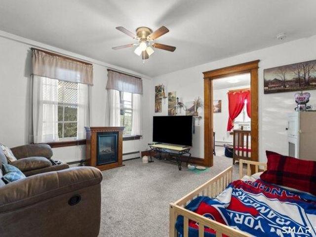 House for sale in Shelton, Connecticut