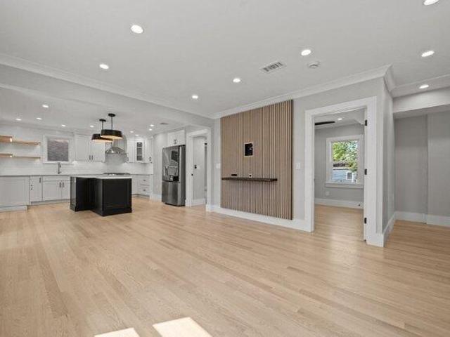 House for sale in Somerville, Middlesex County