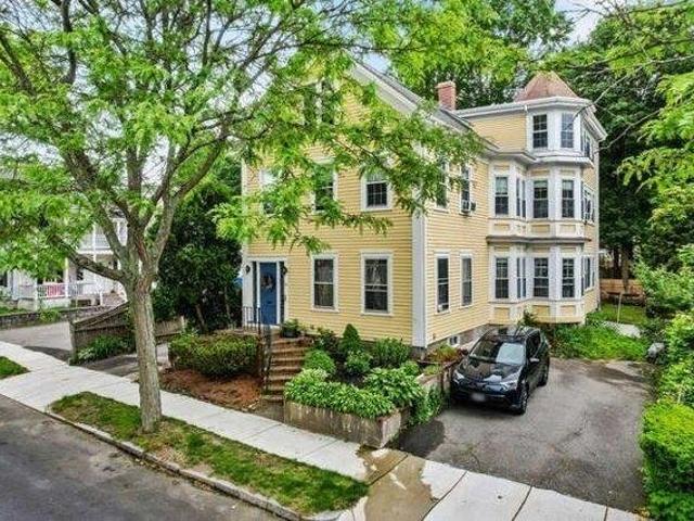 House for sale in Wakefield, Massachusetts